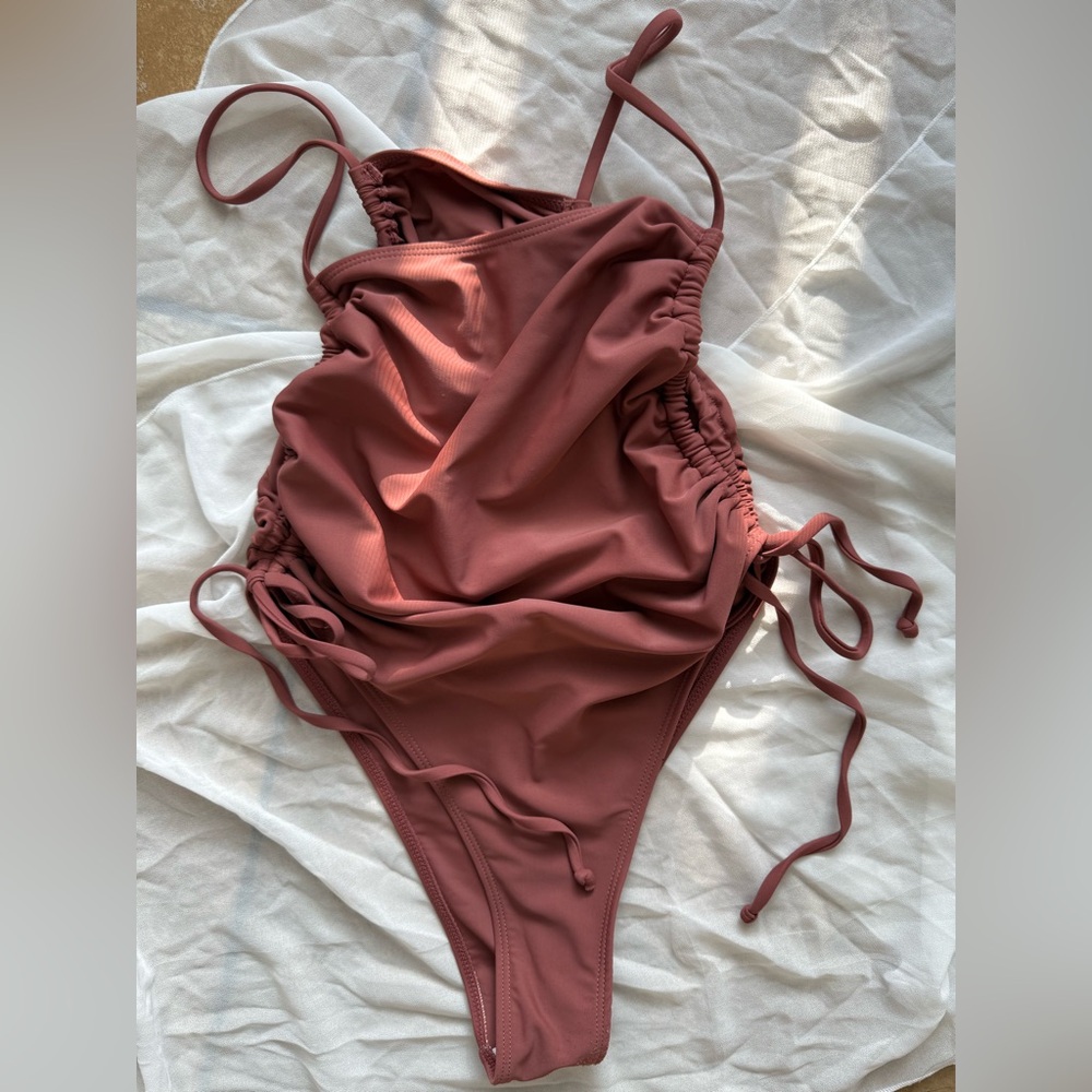 Sexy High Leg Adjustable Rouche String One-Piece‎ Swimsuit Rust